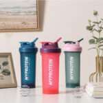 MYPROTEIN Matte Shaker Bottle 650ml - Image 2