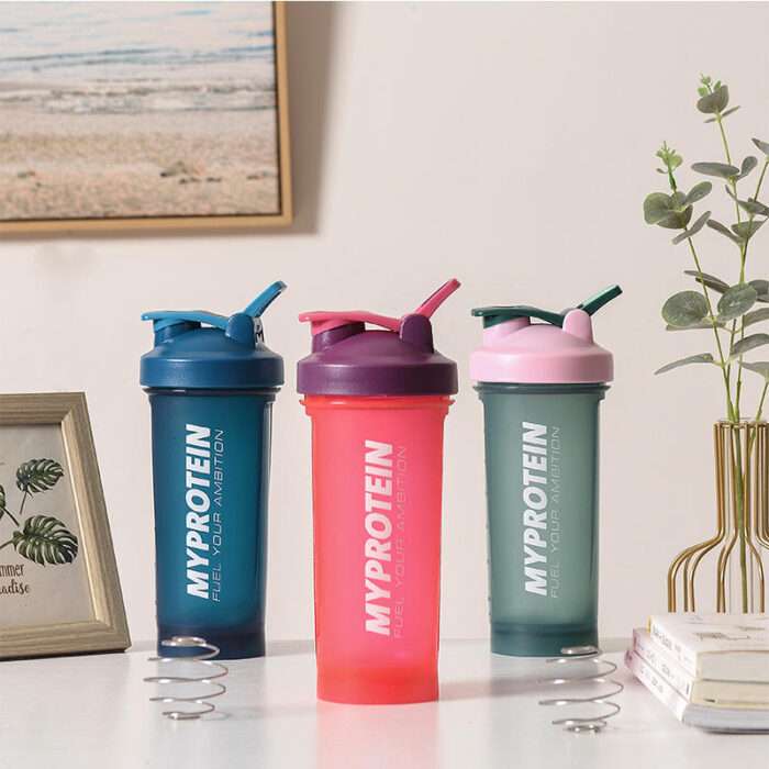 MYPROTEIN Matte Shaker Bottle 650ml - Image 2